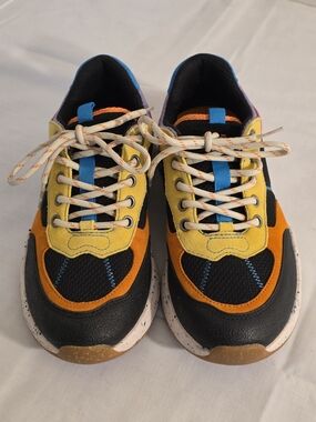 Taos Footwear Super Hiker in Black, Yellow & Orange Athletic Sneakers Sz 8.5